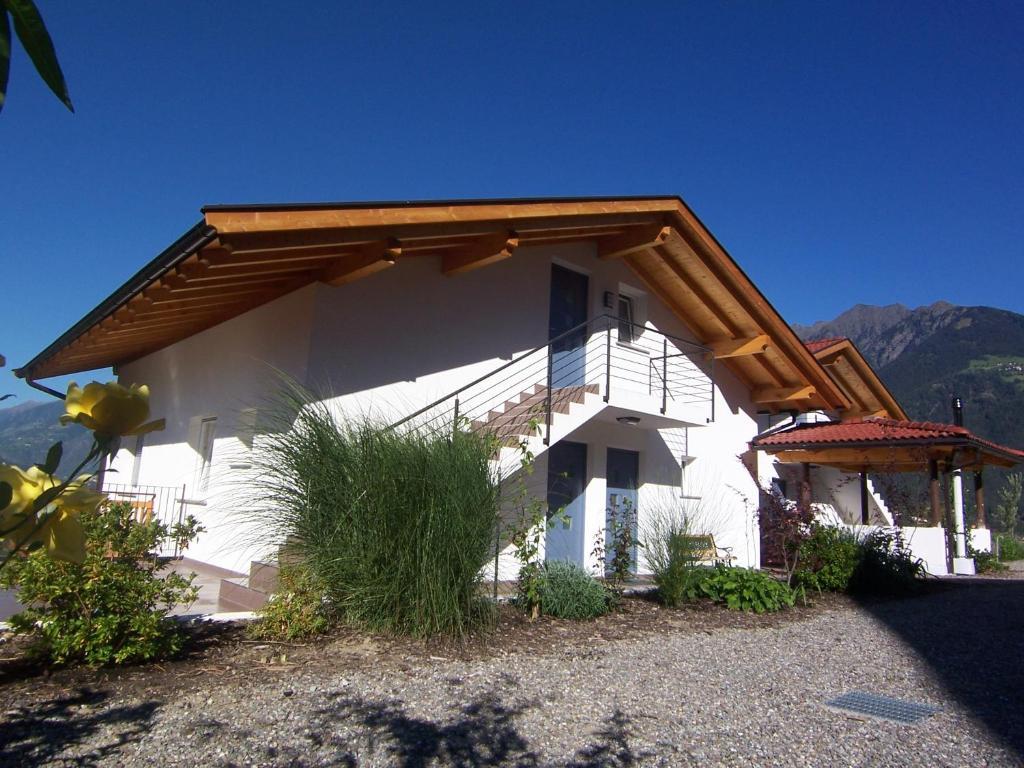 Der Blaue Reiter Aparthotel Schenna Exterior photo